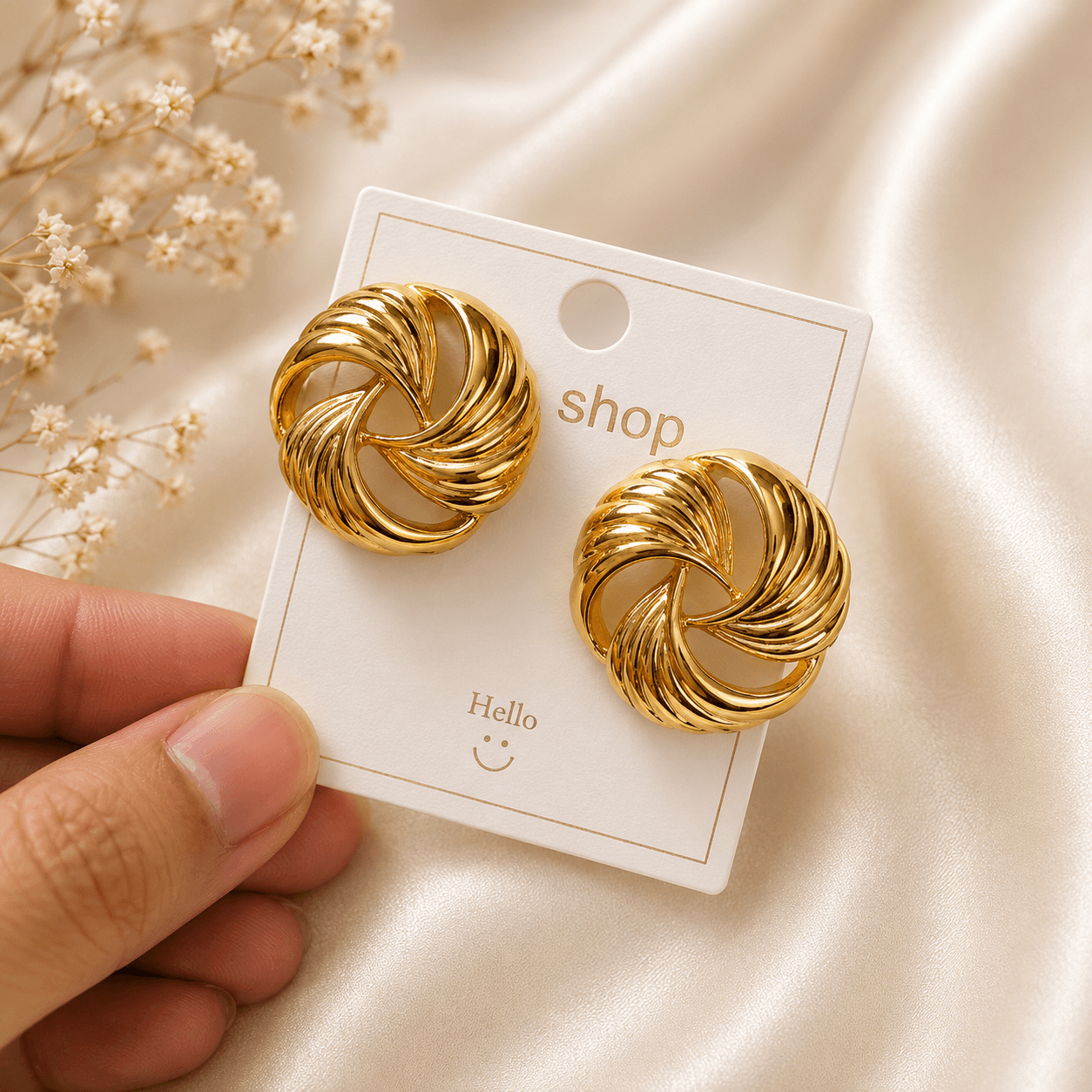 Vintage Knot Statement Earrings in Gold – Earrings from Handpicked